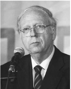 Ephraim Halevy, in the first public address by a head of Mossad, speaks in Herzliya, Israel in 2000. AP/WIDE WORLD PHOTOS.